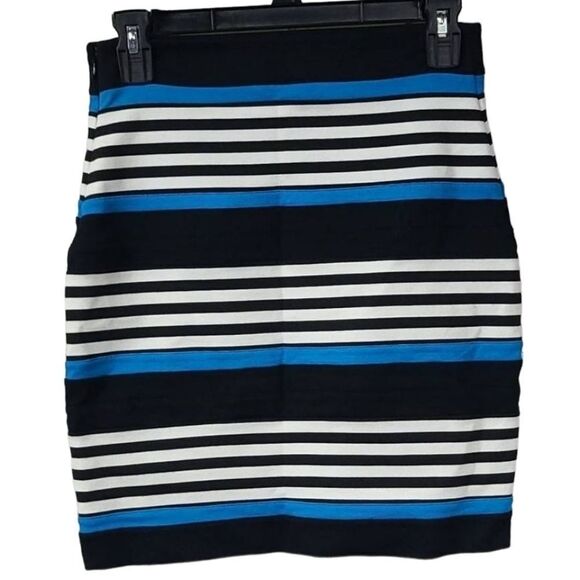 Express Black Striped Stretch Bodycon Mini Skirt Side Zip Pencil Short Fitted - Picture 7 of 7